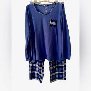 Croft & Barrow Blue Long Sleeve Shirt with Plaid Pocket